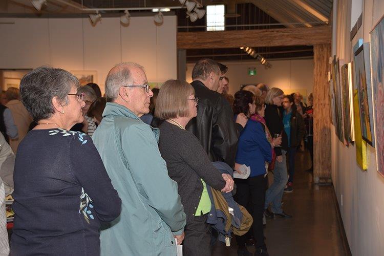 May2017artshow-Crowd 8